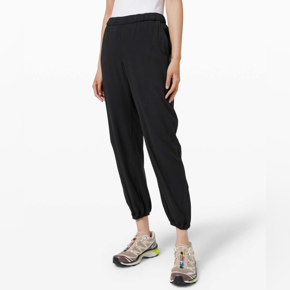 Lululemon Essential Affinity Mid Rise Jogger Black 10 - Picture 3 of 13